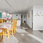 Prázdninový dům Cozy In With Wifi *